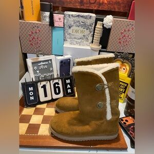 WOMENS KOOLABURRA KINSLEI CHESTNUT TALL SUEDE BOOTS SIZE US 9 1096409